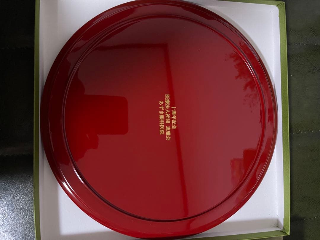 おぼん漆器 金箔のお盆 扇子と花の模様