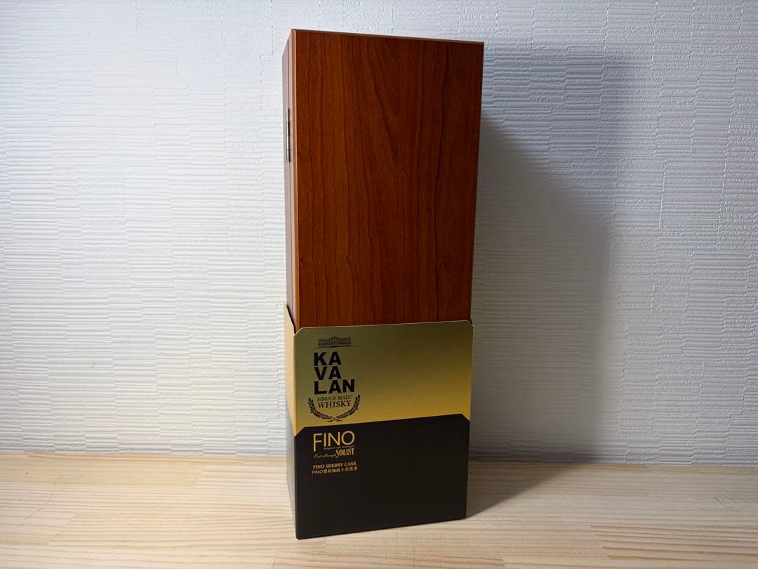 新品未開栓】KAVALAN FINO ウイスキー 700ml 木箱入り②