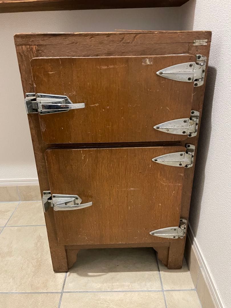 楽天市場】冷蔵庫 レトロ 2ドアの通販 木製冷蔵庫 2ドア 金属内装 昭和