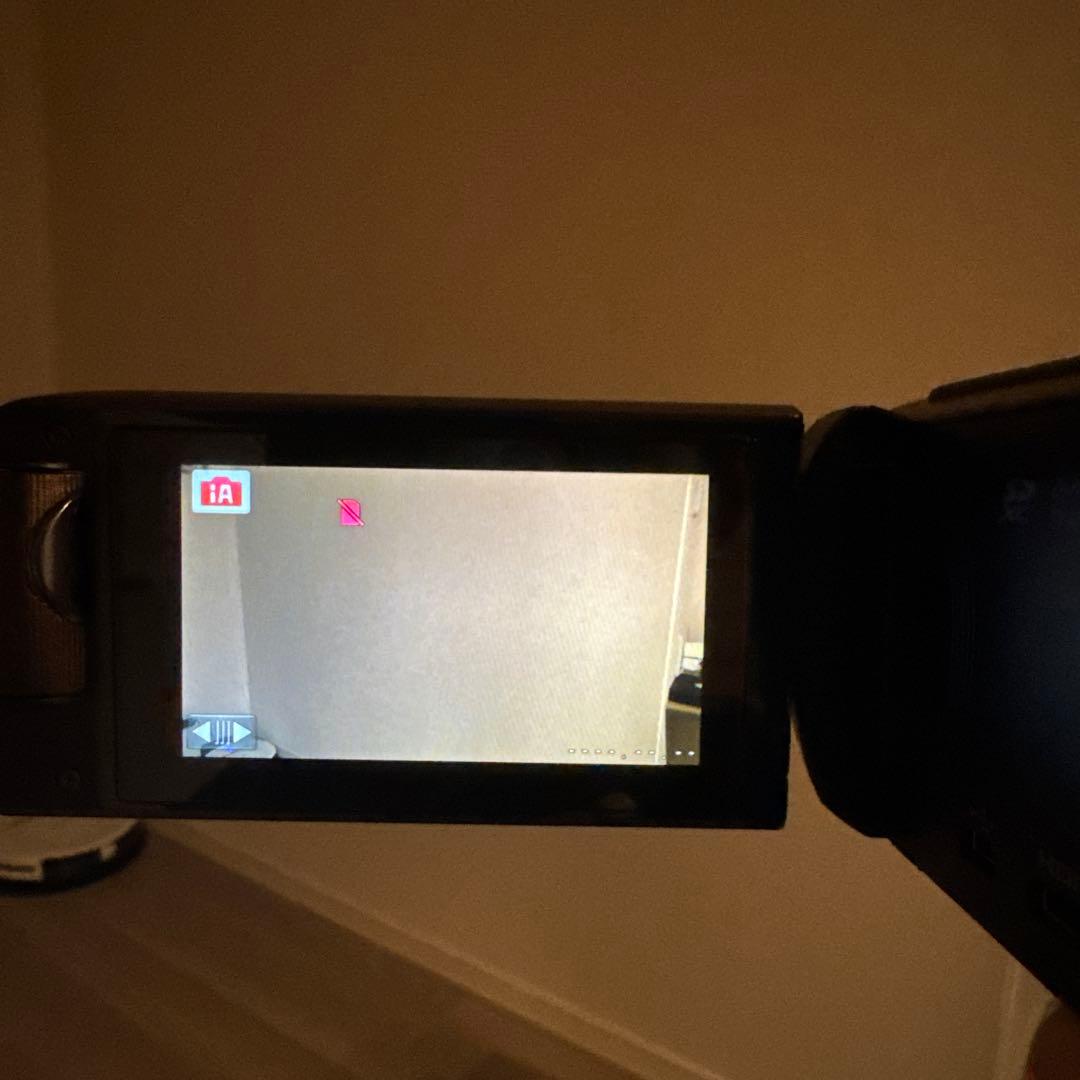 美品　Panasonic HC-W585M ビデオカメラ 本体