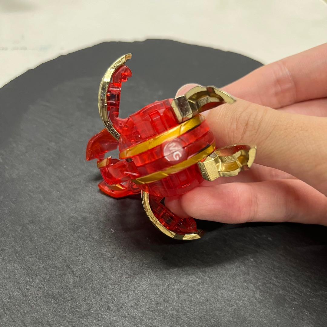 爆丸 爆テク グレンドラガオンGクリアメタルver 豹ジャガード 鯱