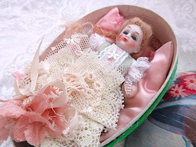 アンティーク ミニョネット ジャーマン ☆ ビスクドール エッグコンテナ