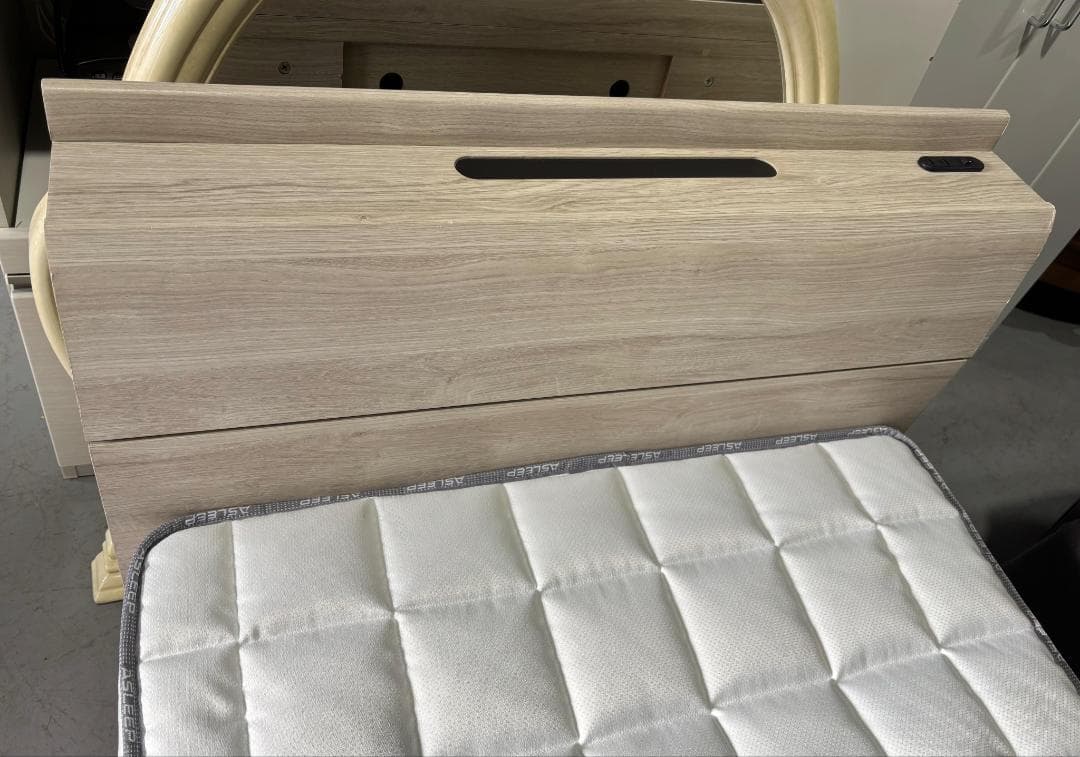 Cranzフレーム& Asleepマットレスシングルベッド 幅98cm,Used