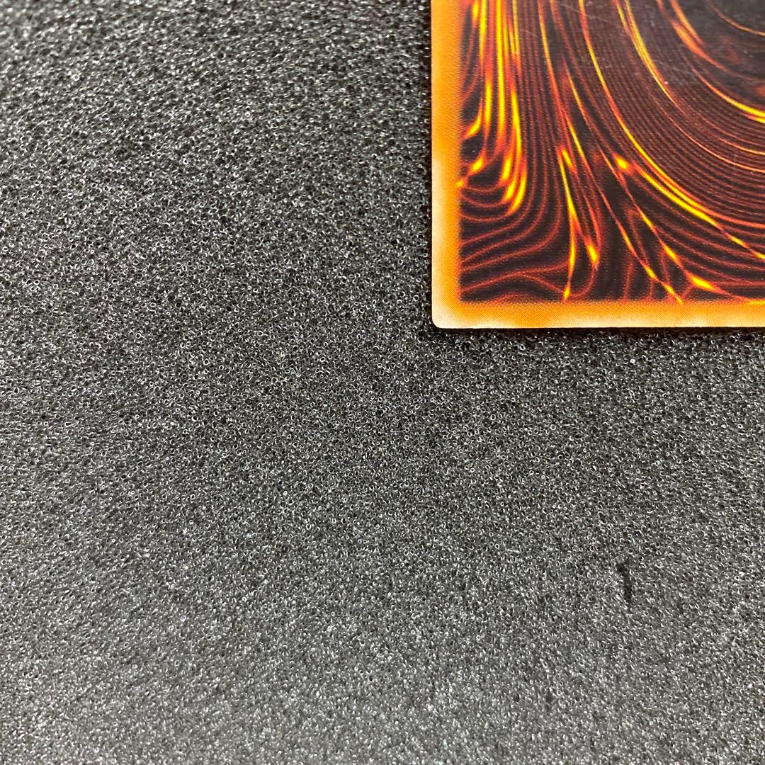 や*ま様 【美品】遊戯王　超魔導剣士－　ブラック・パラディン　レリーフ