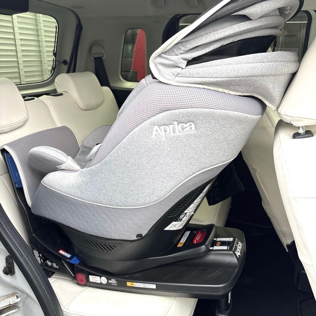 美品　Aprica クルリラAD チャイルドシート 新生児　ISOFIX対応