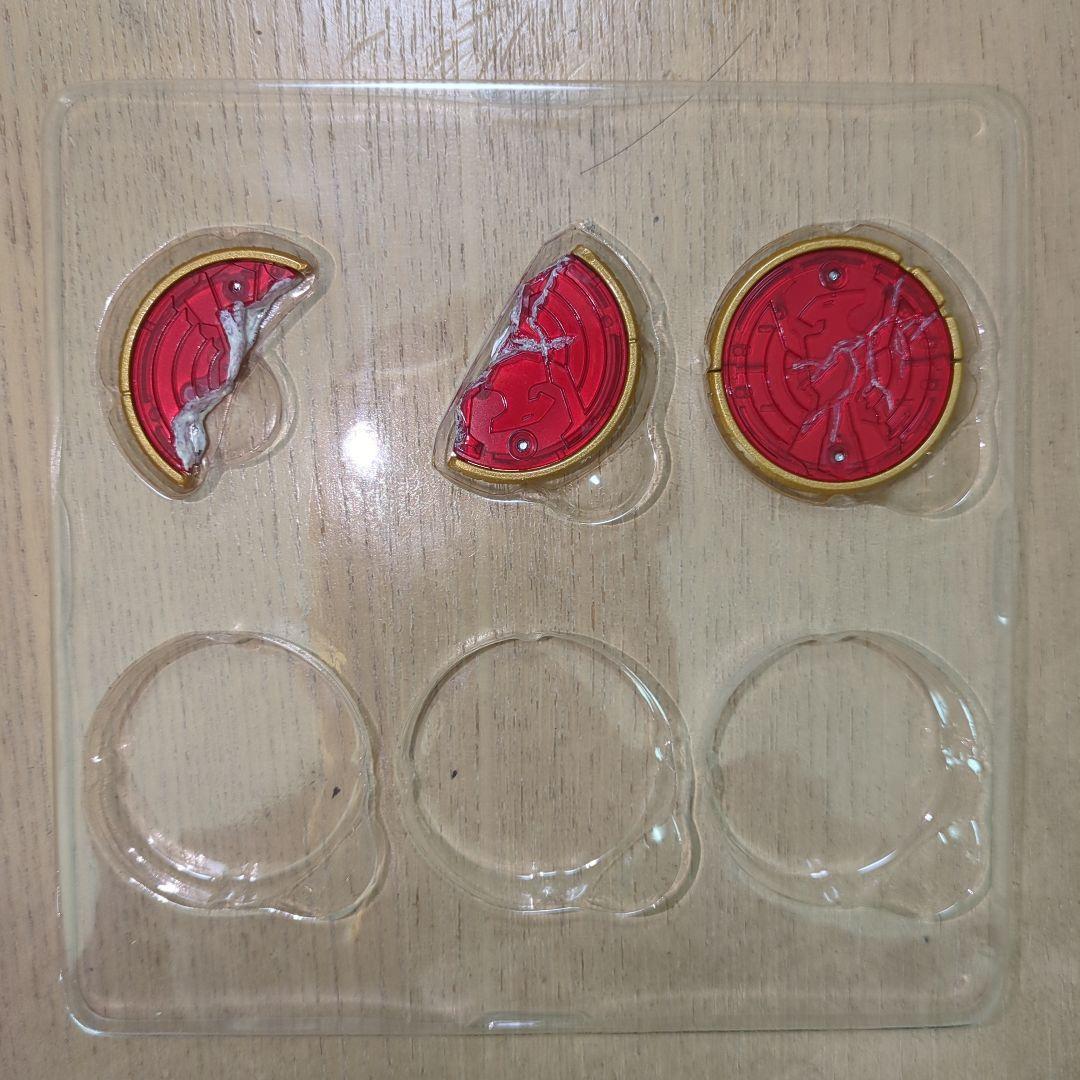 ひび割れたタカメダル　割れたタカ　csmオーズドライバーコンプリートセット付属