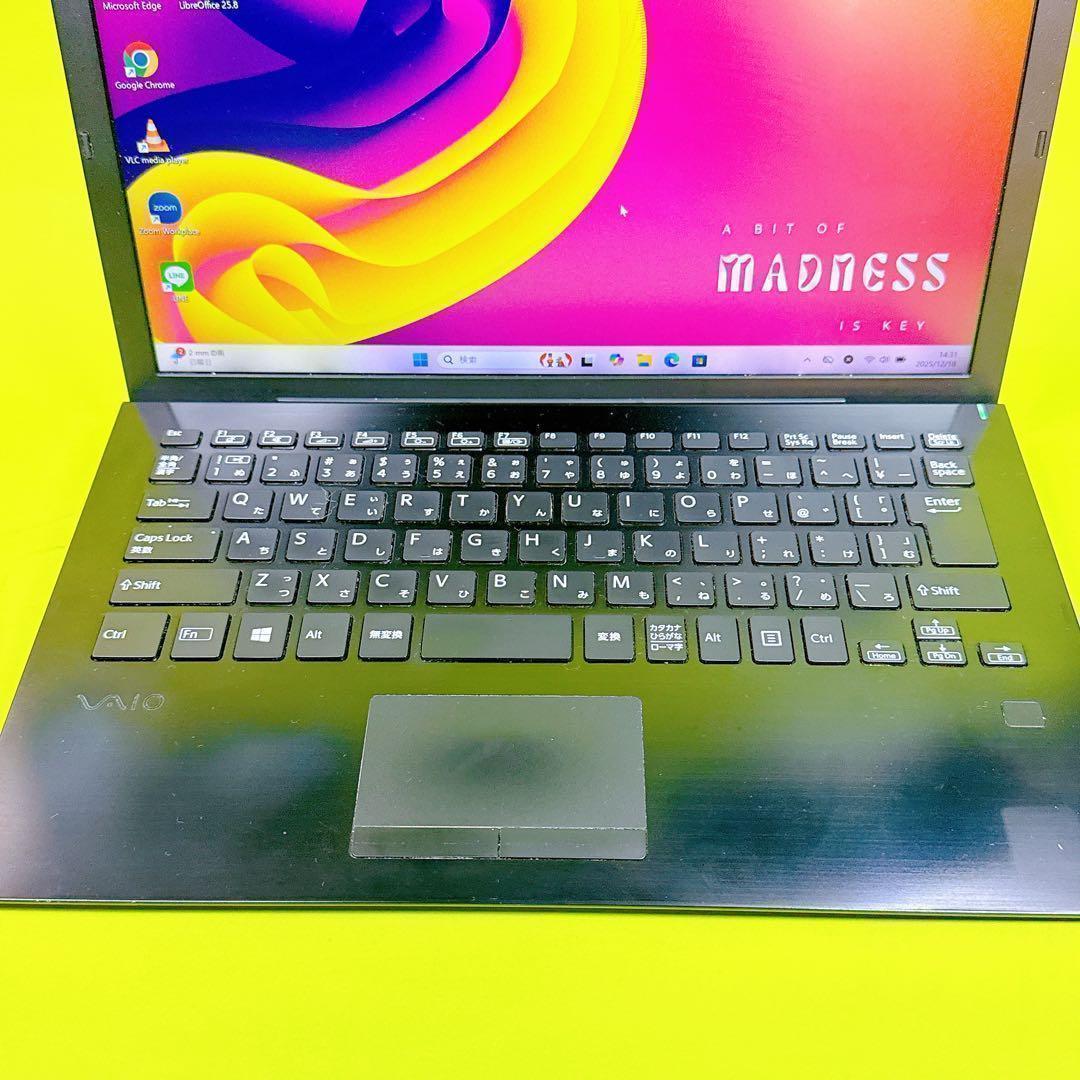 第8世代i7⭐️極速16GB windows11 高性能SSDノートパソコン軽量 - メルカリ