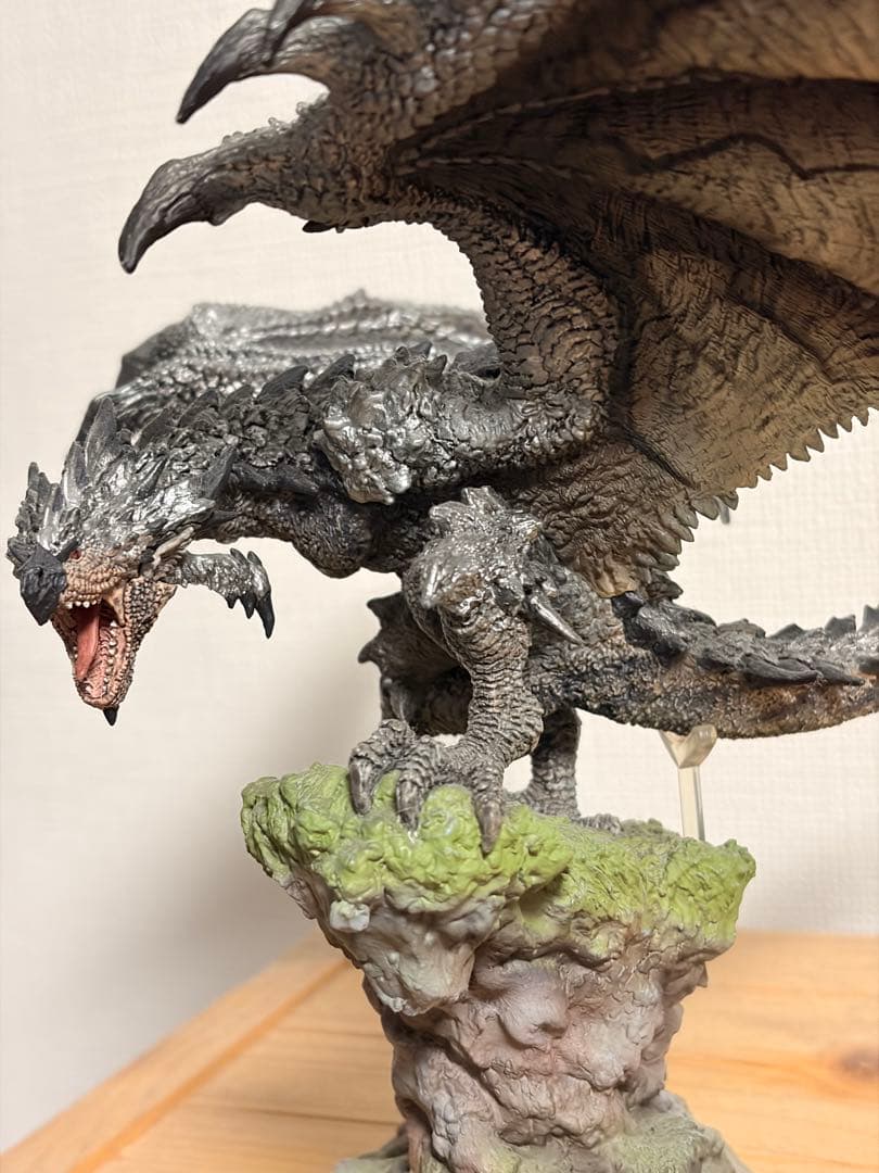 モンスターハンター 箱無し銀火竜リオレウス希少種クリエイターズ