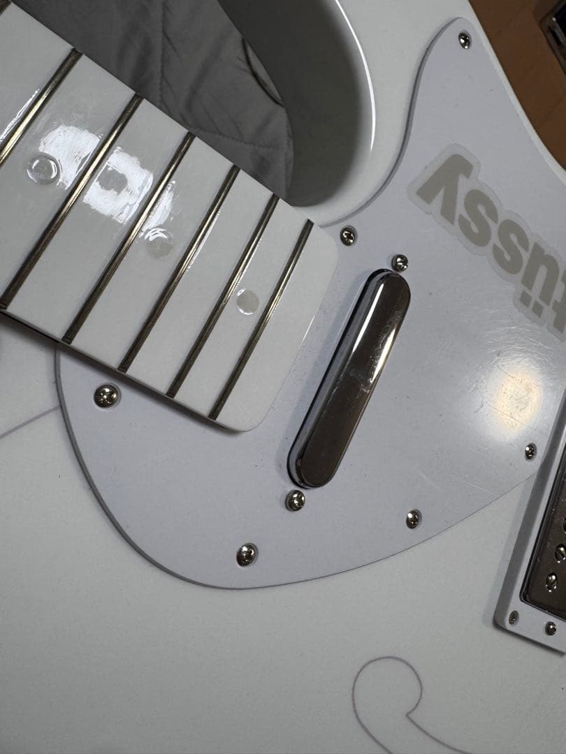 m*1様 Fender SILENT SIREN TELECASTER すぅモデ