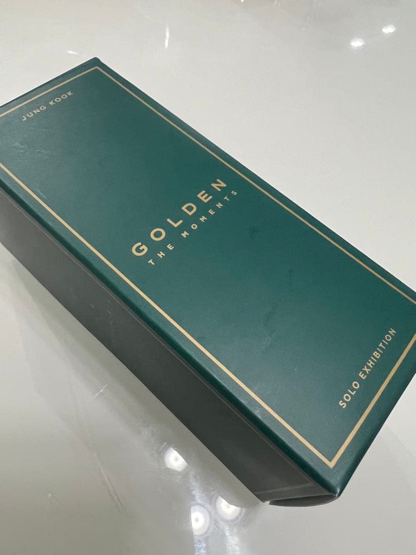 JUNGKOOK GOLDEN 香水 展示会