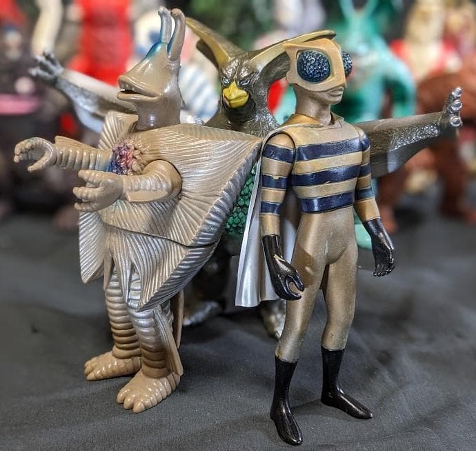 ウルトラセブン＆登場怪獣・宇宙人（バンダイ）ソフビ37体セット＋４