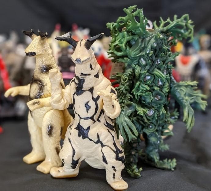 ウルトラセブン＆登場怪獣・宇宙人（バンダイ）ソフビ37体セット＋４