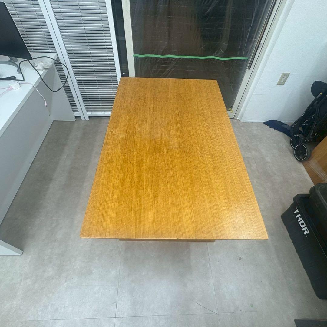 リビングでもダイニングでも使えるダイニングセット　直引き取り限定　オーク材