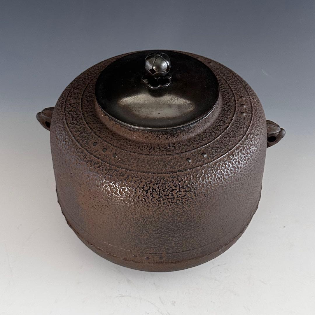 茶道具 万代屋釜 焼抜 風炉用 釜 あじろ鉄 茶の湯釜 湯沸かし 稽古 鋳物