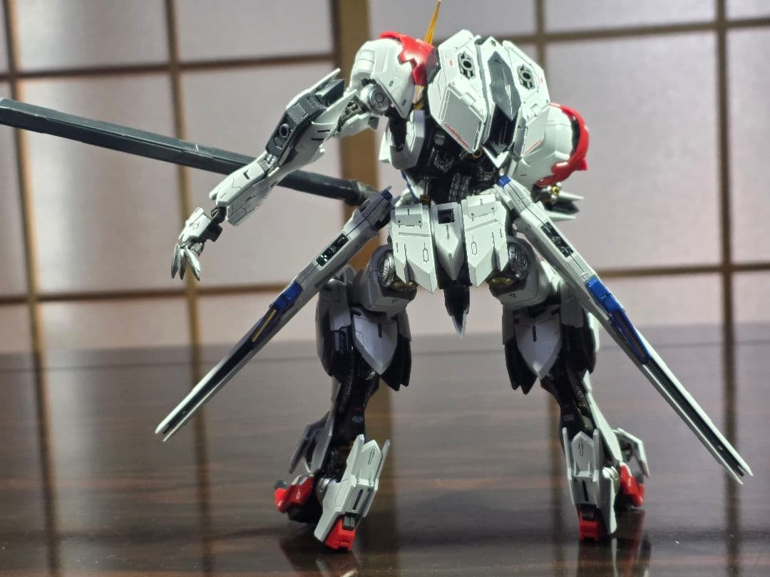 MG　バルバトスルプス(部分塗装組み立て済)