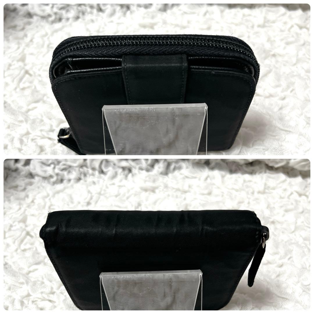 プラダ　ナイロン　レザー　三角ロゴ　コンパクト　二つ折り　財布　PRADA
