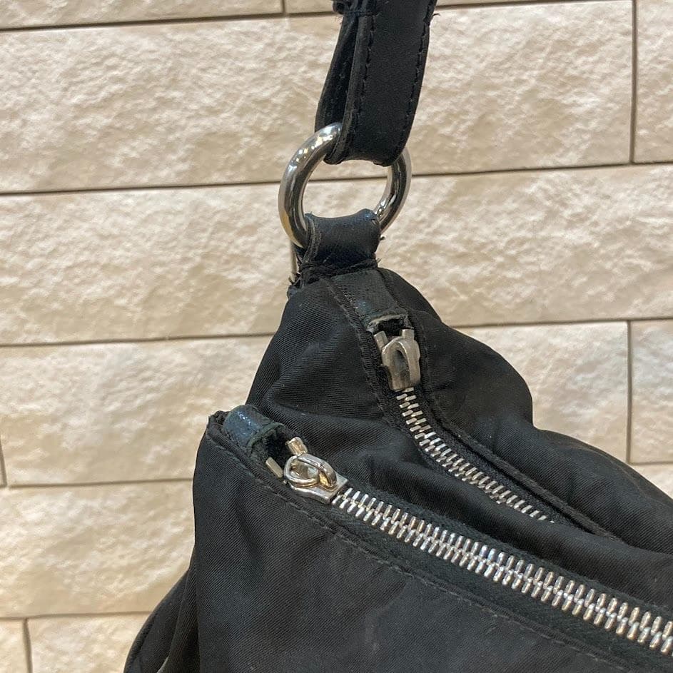 PRADA プラダ ナイロン ショルダーバッグ 肩掛け ハンドバッグ