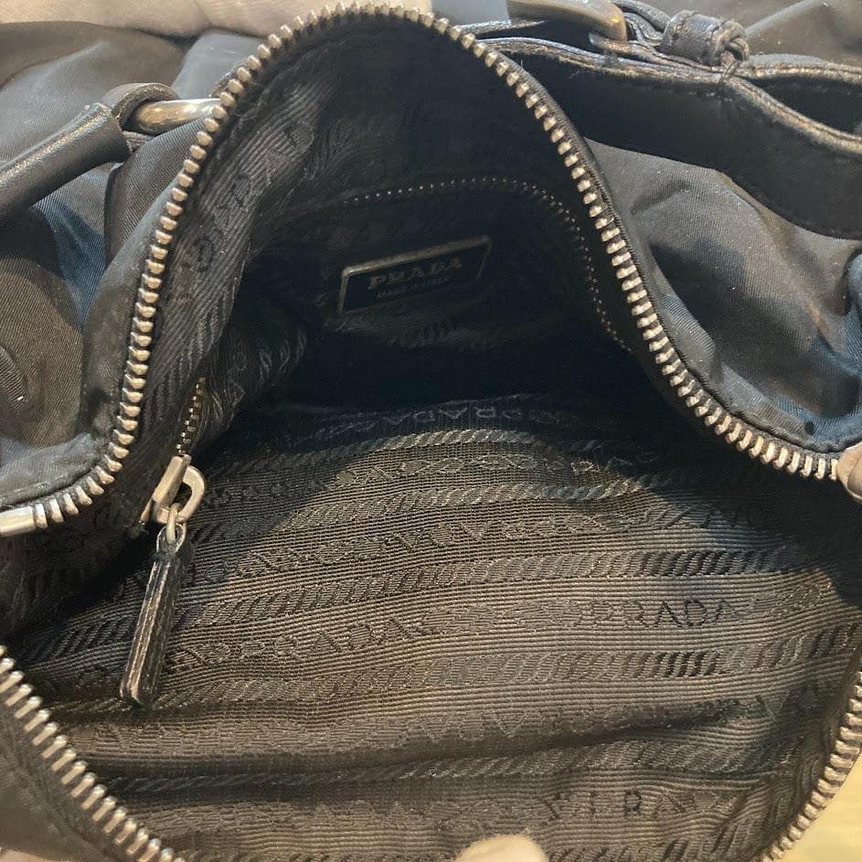 PRADA プラダ ナイロン ショルダーバッグ 肩掛け ハンドバッグ