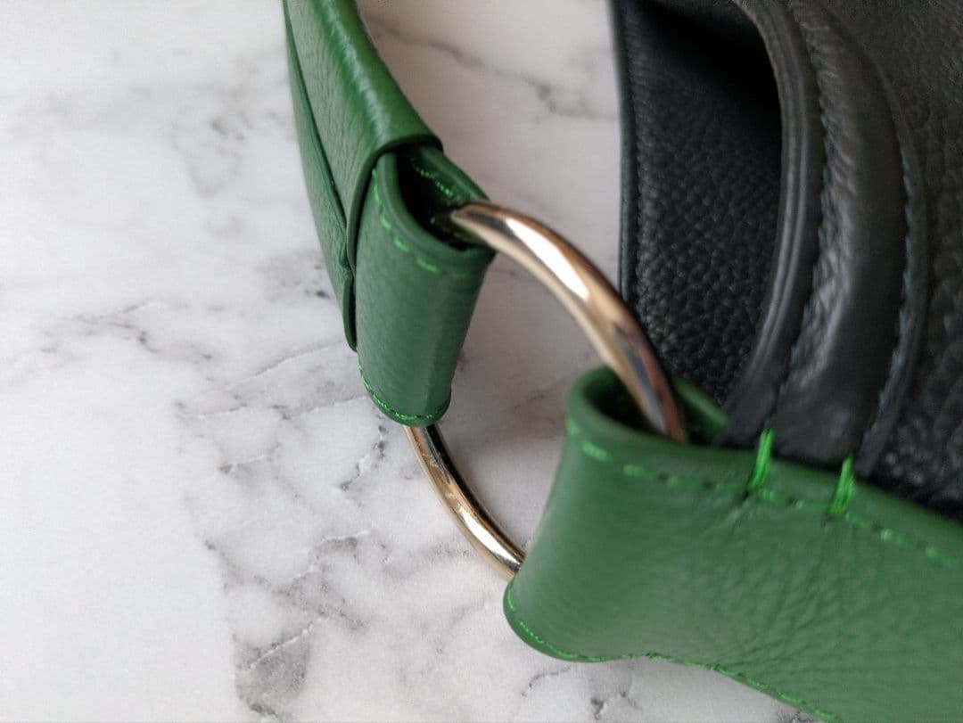 HINC NUNC ヒンクヌンク　レザーバッグ