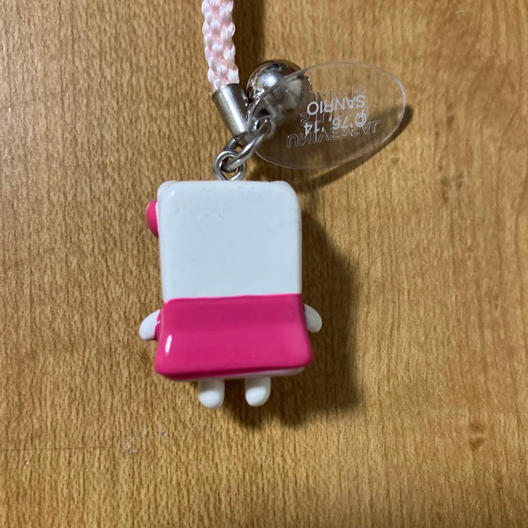 d*2様 【激レア】USJ ハローキティ　根付け　2014　当時物