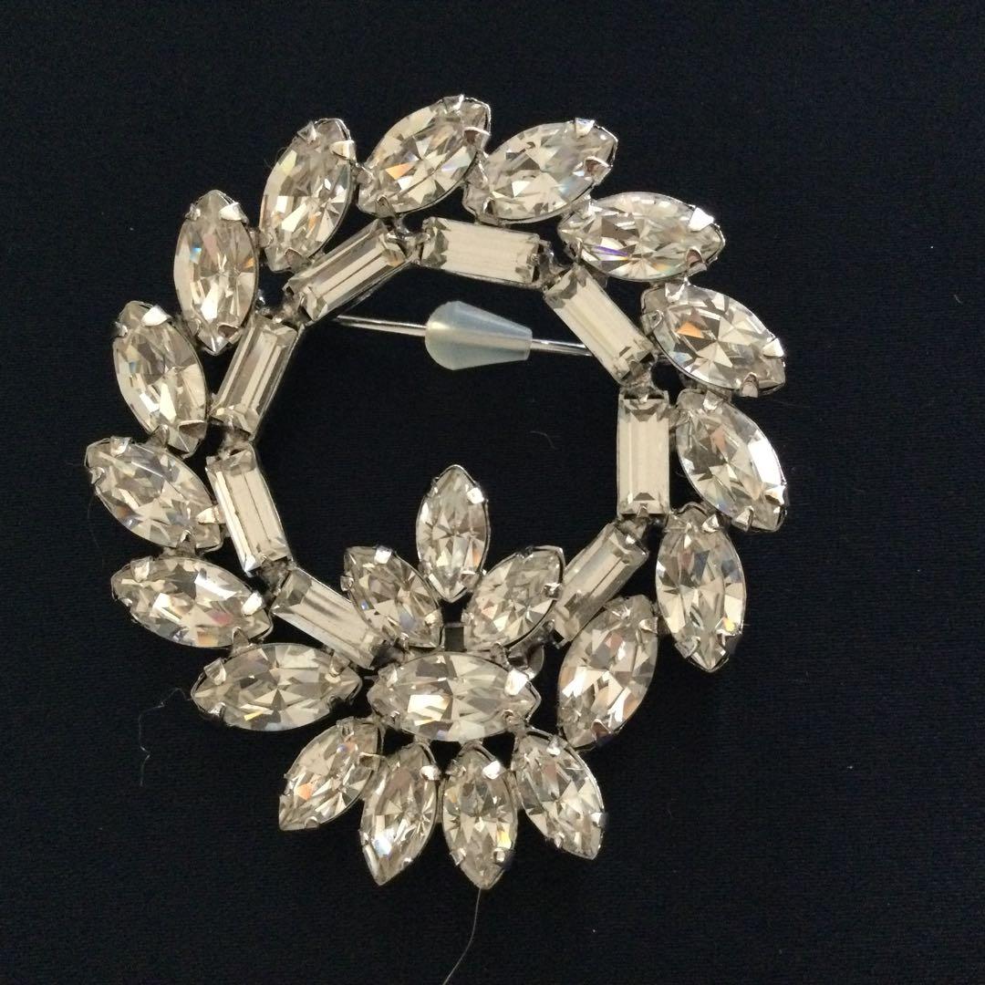 FOXY フォクシー ブローチ クリスタル ストーン まこと@断捨離中専用