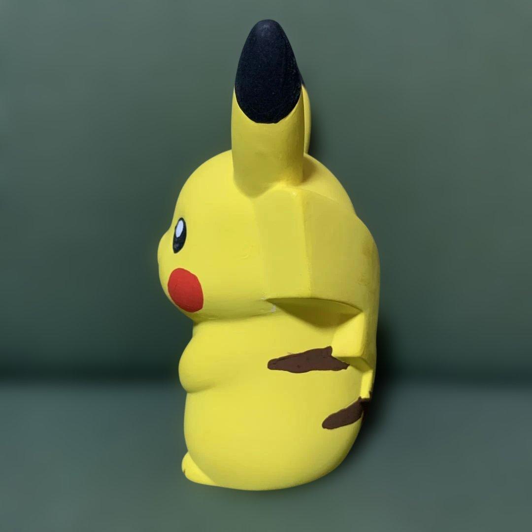 ピカチュウ ぬいぐるみ 置き物 ３体セット TOMY 陶磁器 フィギュア