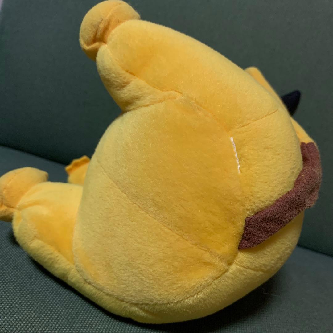 ピカチュウ ぬいぐるみ 置き物 ３体セット TOMY 陶磁器 フィギュア