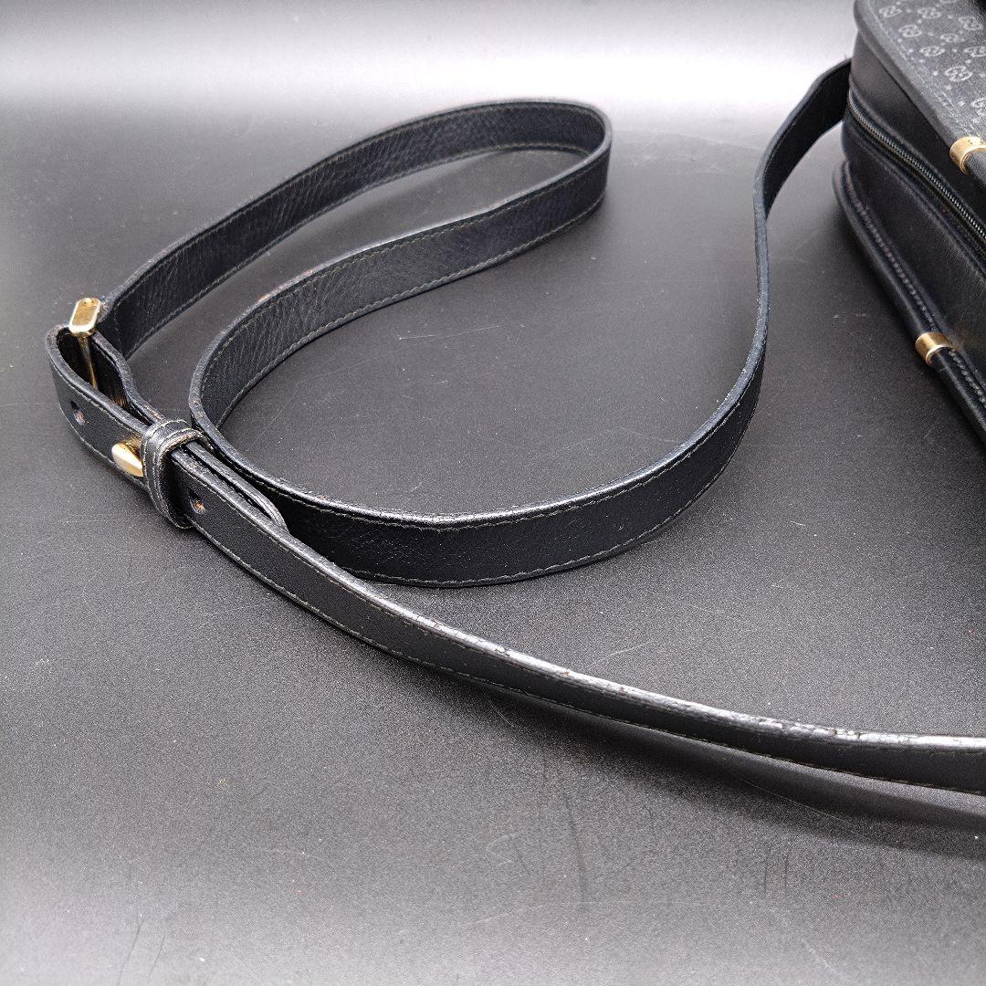 GUCCI ショルダーバッグ GG柄 クロスボディ バッグ 黒 オールドグッチ