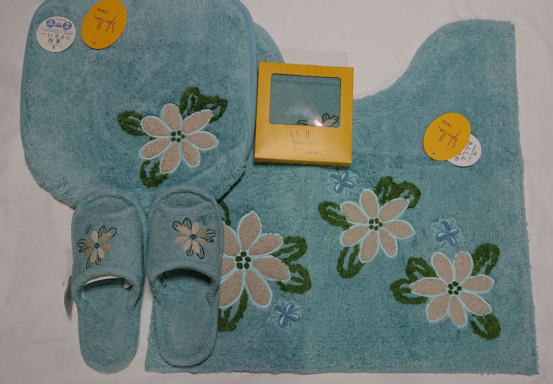 新品＊シビラ トイレタリー トイレセット 4点＊トイレマット