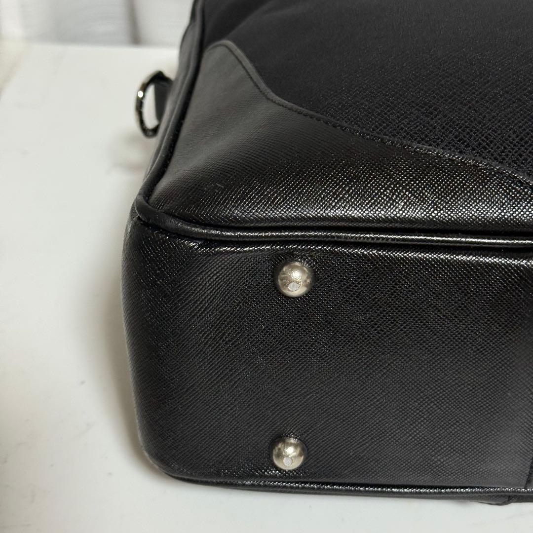 ⭐️極美品⭐️ペッレモルビダ　キャピターノ　レザー　ブラック　　ビジネスバッグ