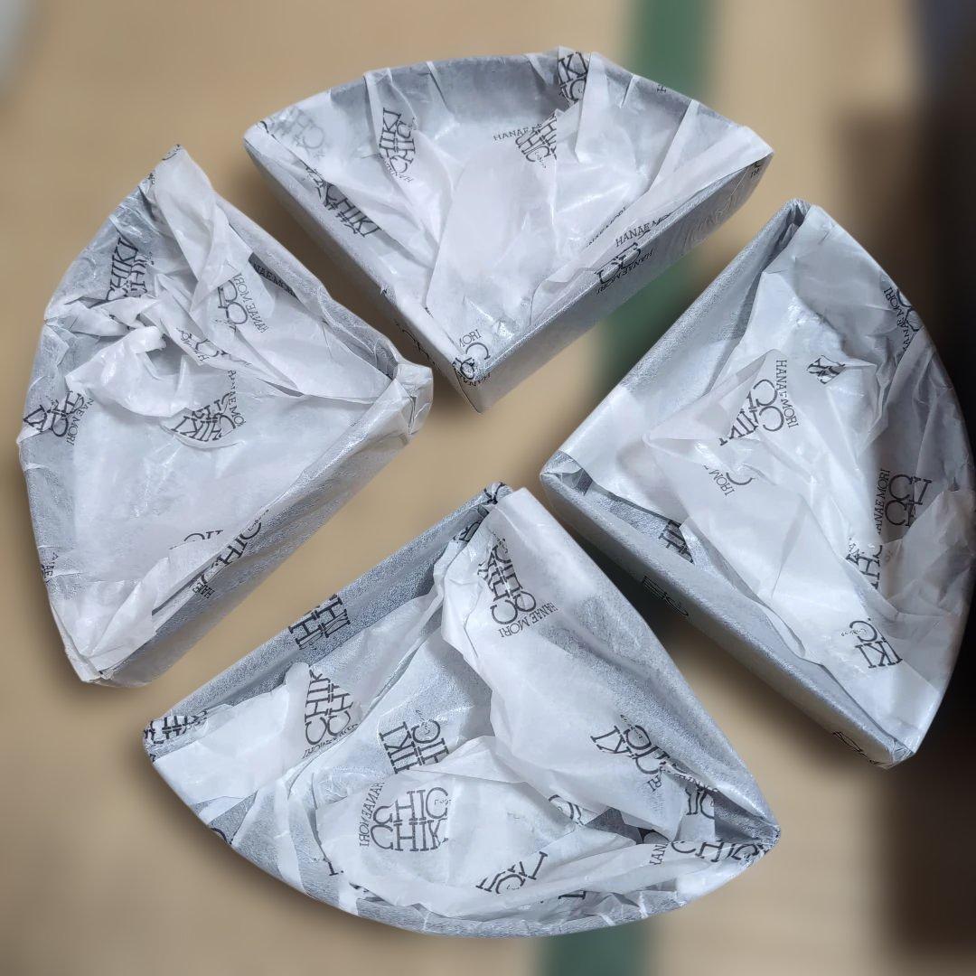 漆器 円形 黒地 花柄 専用箱付き