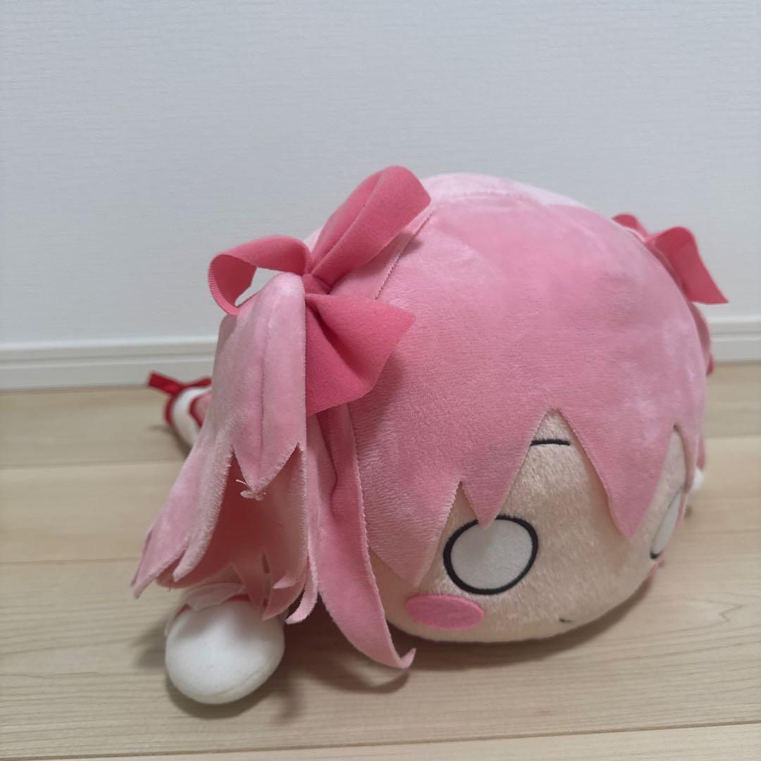 魔法少女　まどか☆マギカ　寝そべり　ぬいぐるみ
