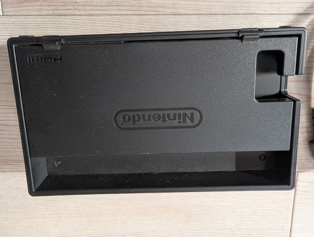 Nintendo Switch 本体 カラフルJoy-Con3個 付き