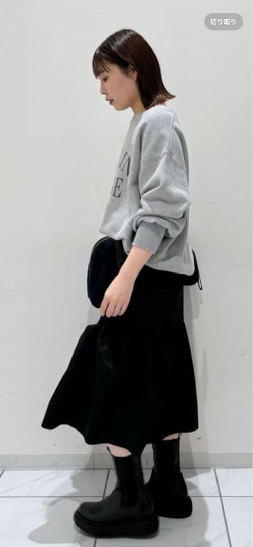 ウィムガゼット　ダブルサテンボリュームスカート