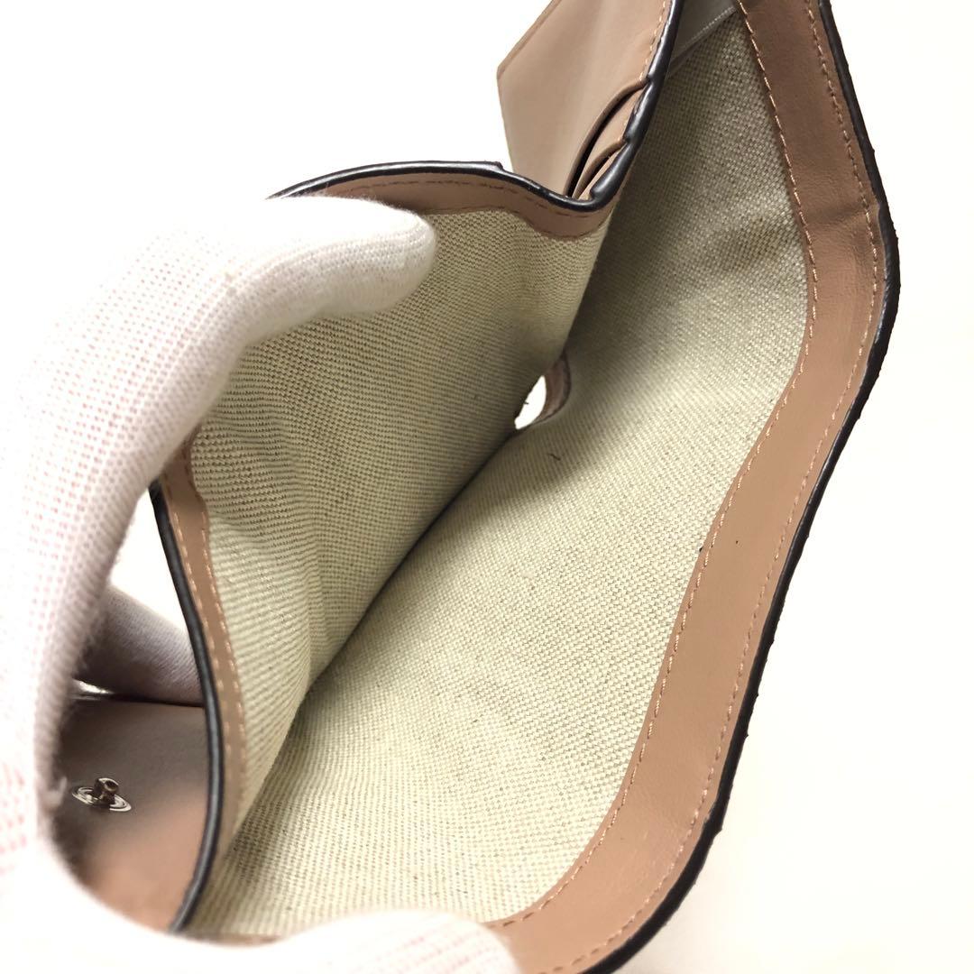 新品未使用ジミーチュウ三つ折り財布シェリカラーストーンリザード柄