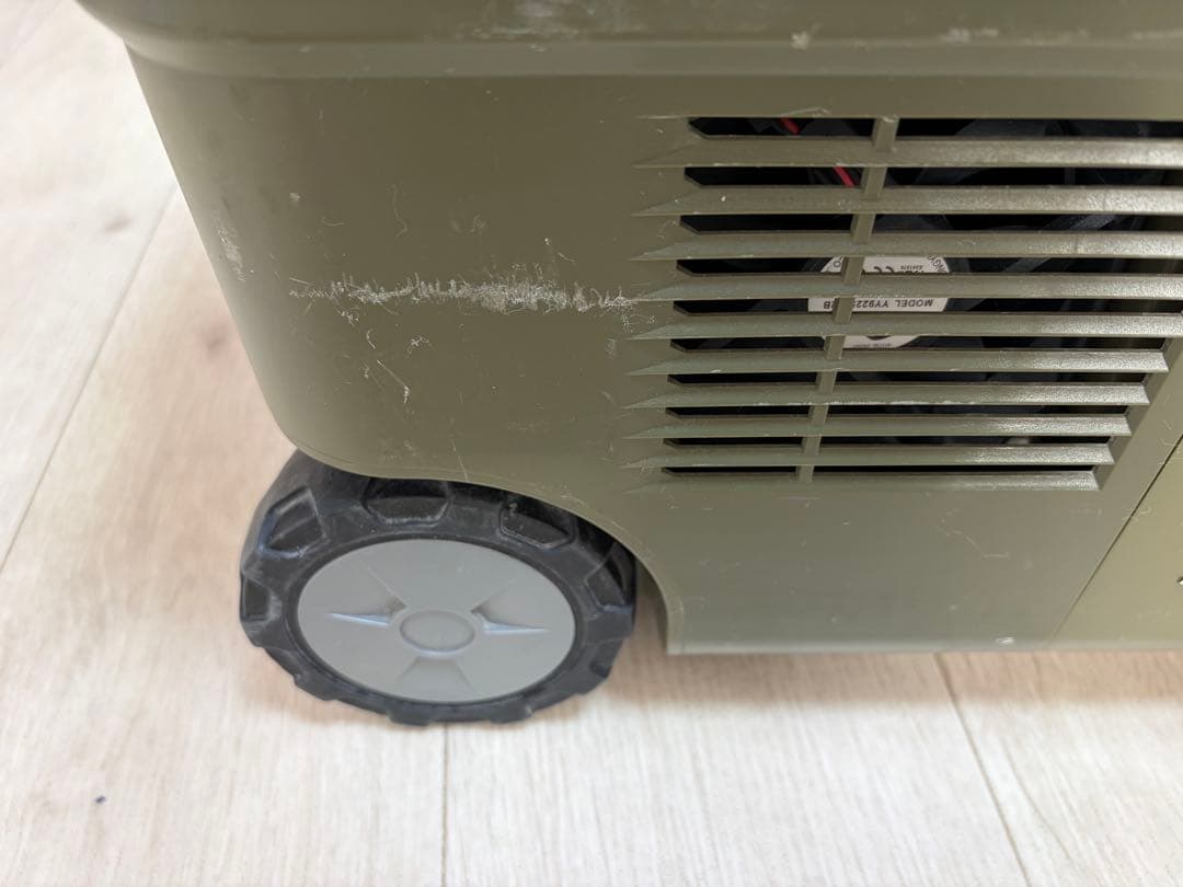 【ジャンク】Makita マキタ 充電式保冷温庫 CW001G 本体のみ