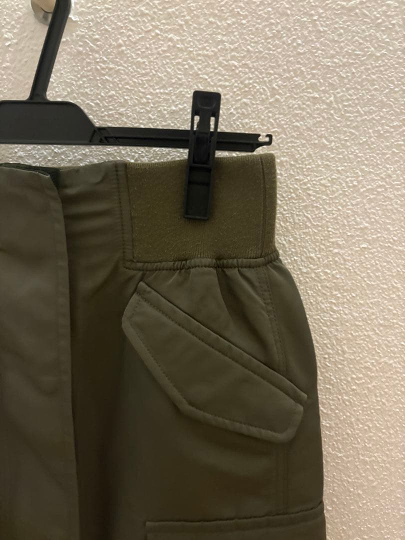 サカイ　sacai ナイロン　カーキ　オレンジ　MA-1 スカート　３