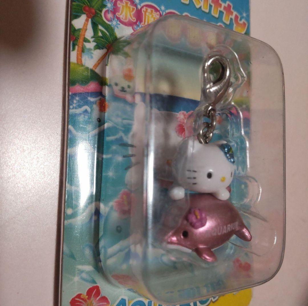 ハローキティ 水族館限定 ファスナーマスコット イルカ(ピンク) - メルカリ