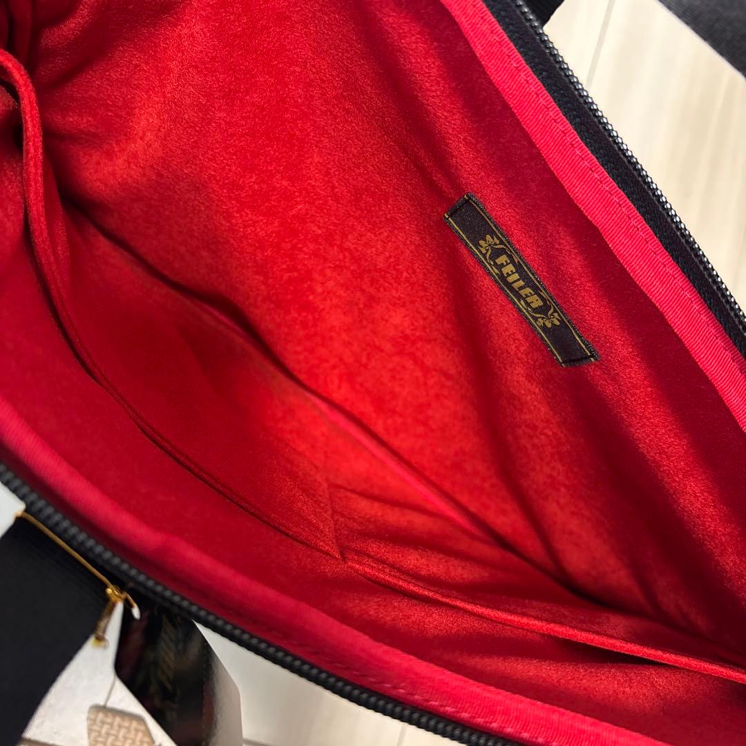 新品未使用 フェイラー PCケース ハイジ ブラック 新品未使用