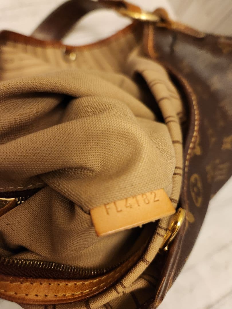 ルイ・ヴィトン モノグラムショルダーバッグ ディライトフルPM M40352