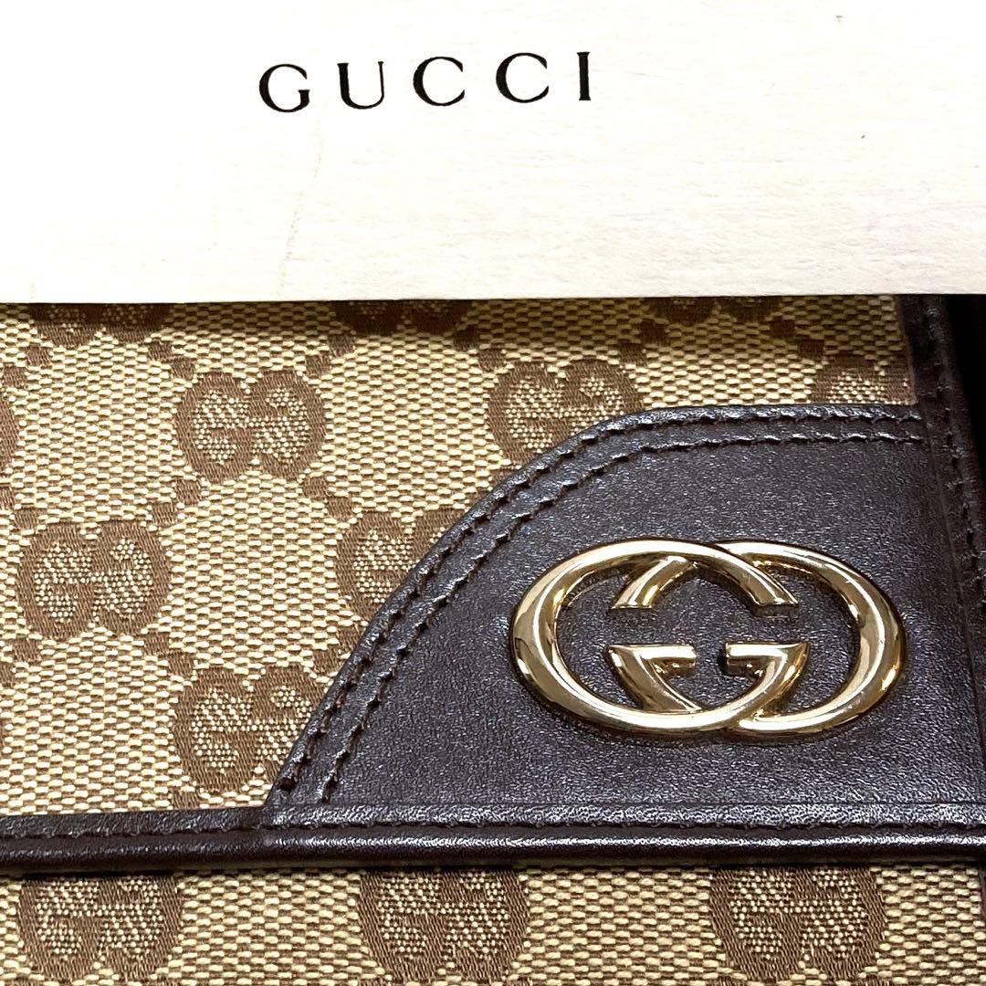 GUCCI 三つ折財布 箱付き