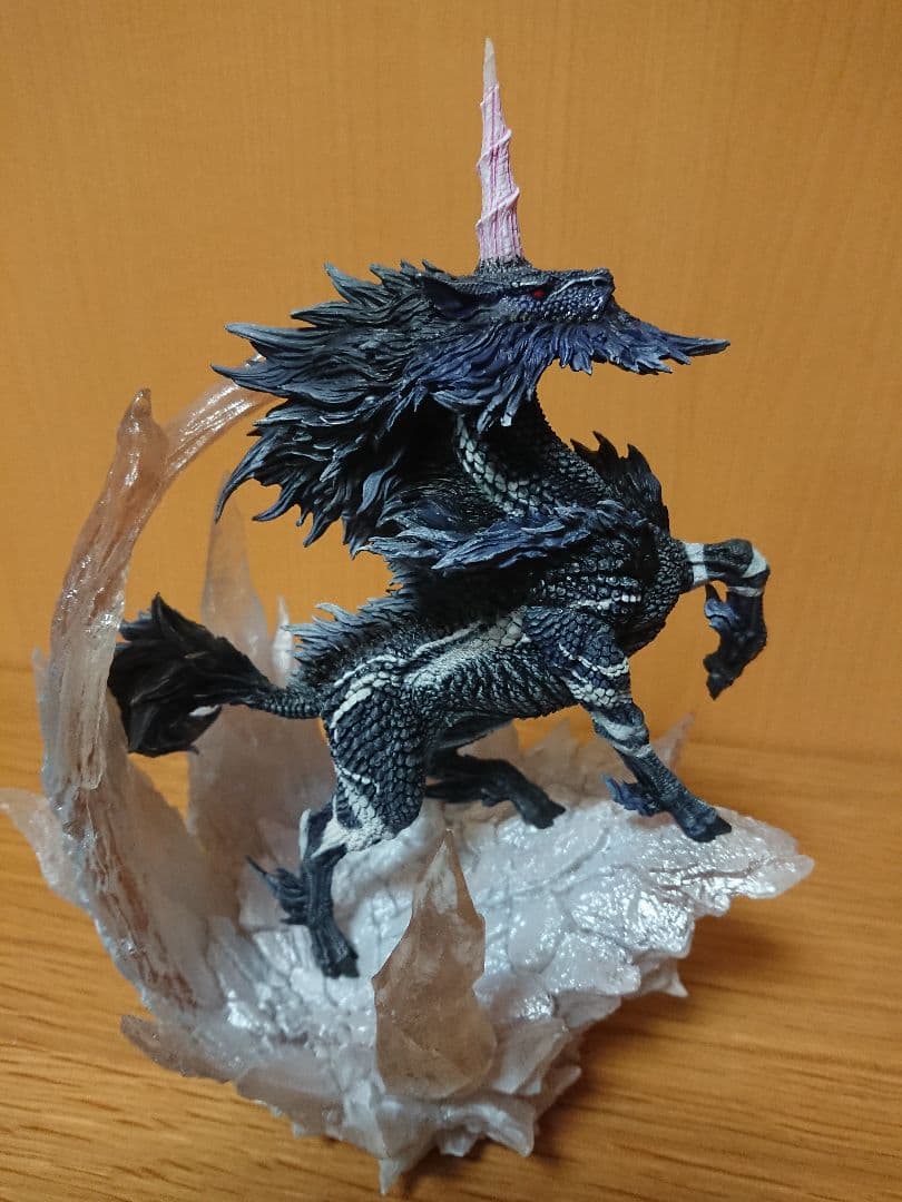 モンハン フィギュア キリン 幻獣 古龍