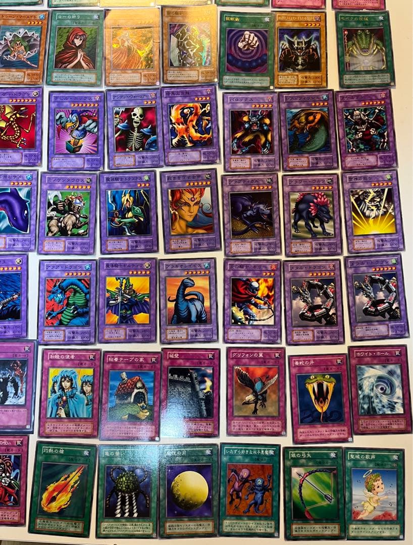 昔 遊戯王カード まとめ売り 大量 キラ 昔 引退処分品 初期 遊戯王