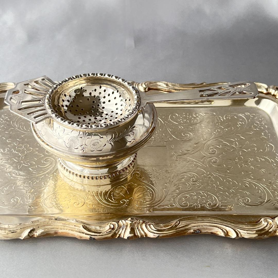 【英国】 ビクトリアン ティーストレナー / スタンド【シルバープレート】