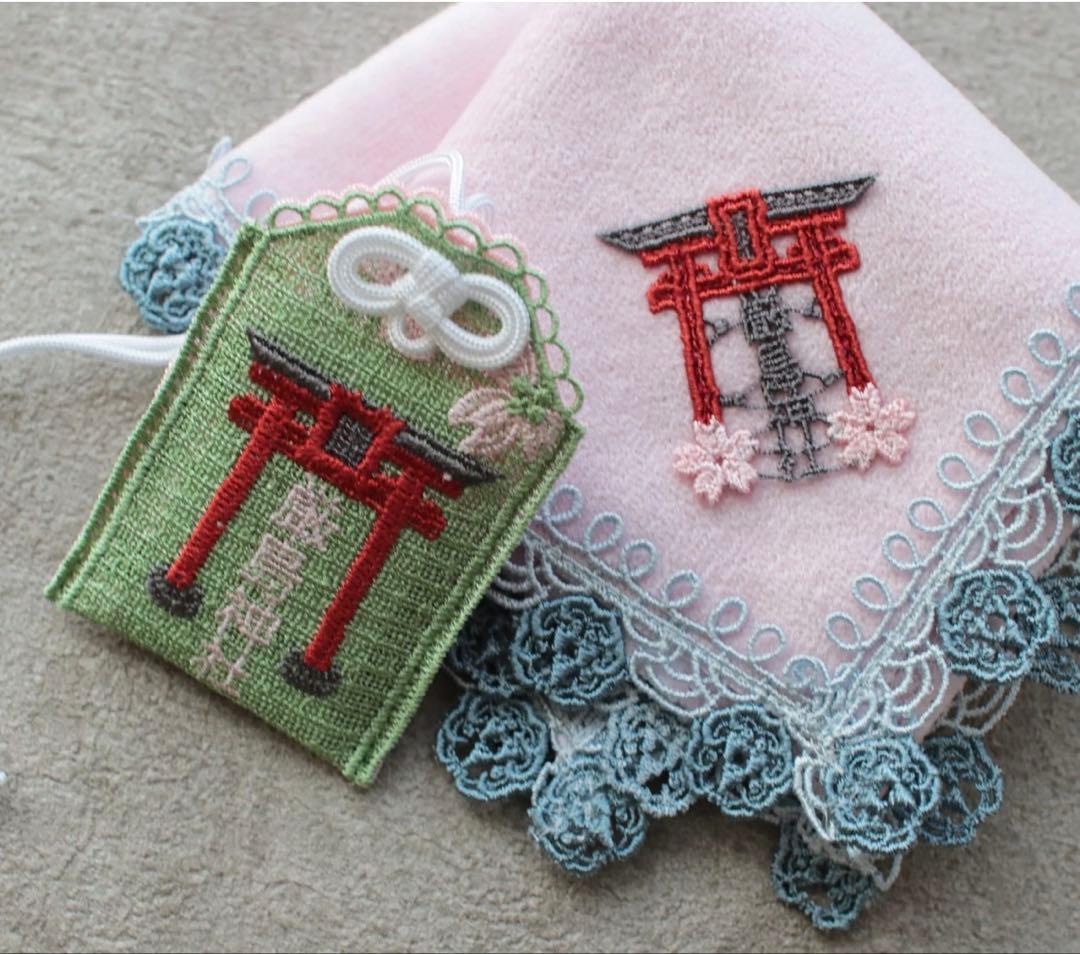 完売品】近沢レース 厳島神社 タオルハンカチ ピンク 御守り付き