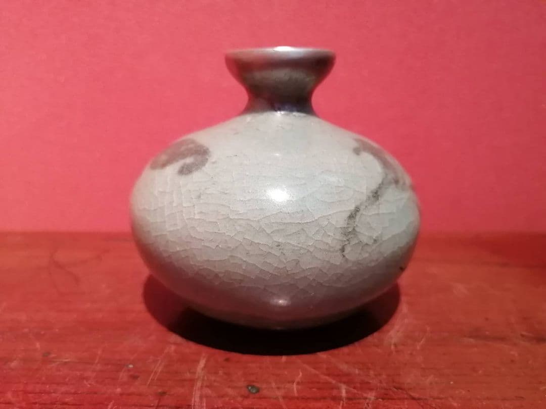 12世紀　高麗青磁の油壷　箱付き