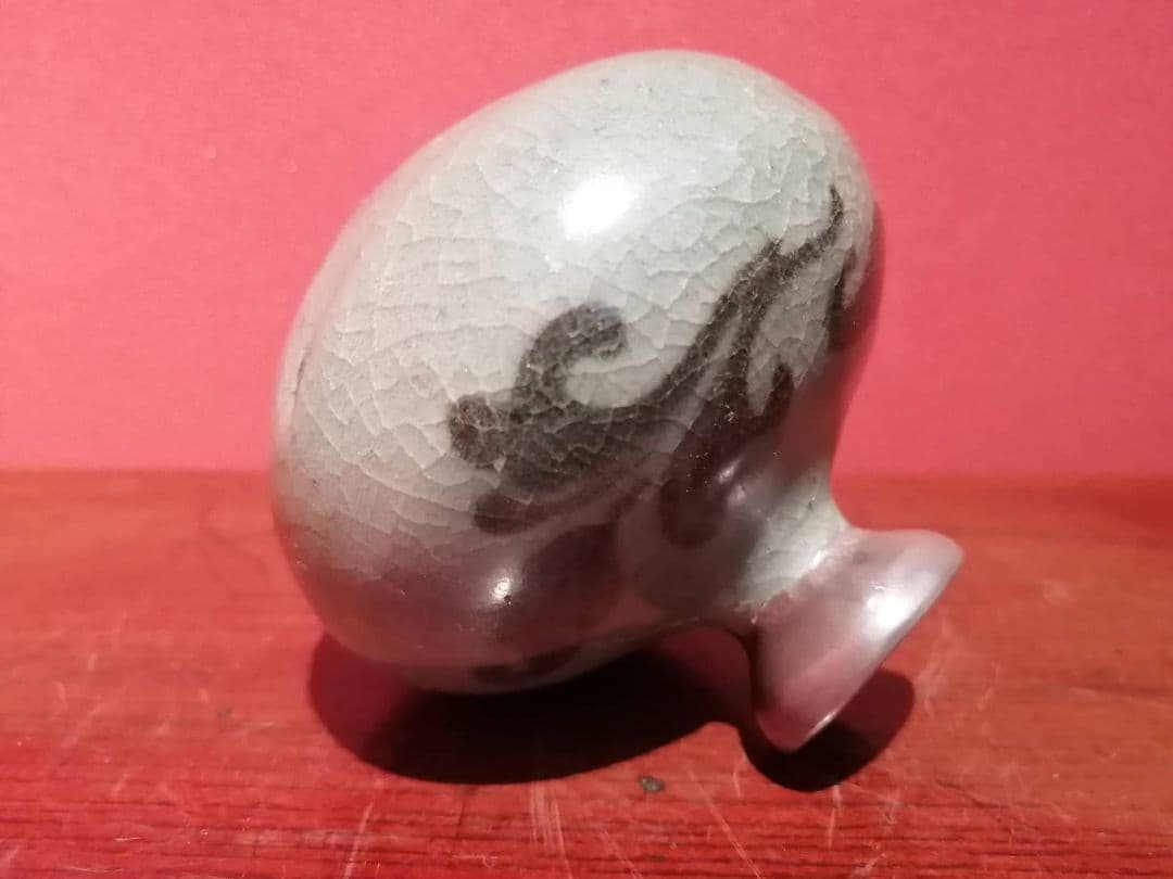 12世紀　高麗青磁の油壷　箱付き