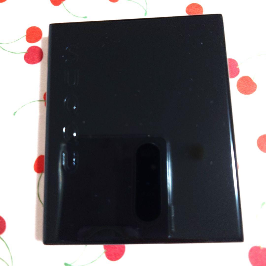 【新品未使用】SUQQU メルティング パウダーブラッシュ105 白空スック限定