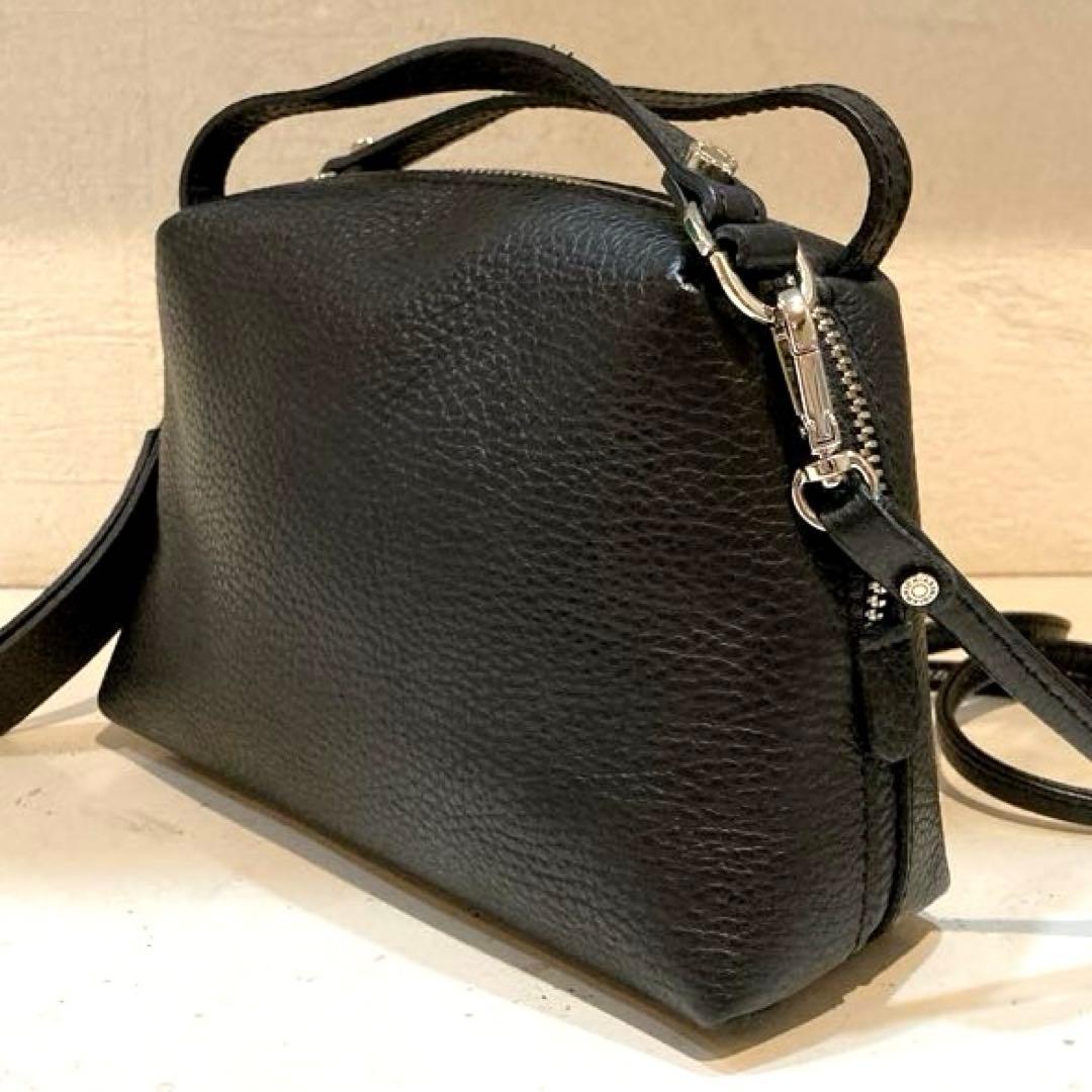 【美品】GIANNI CHIARINI アリファ S ショルダーバッグ　黒