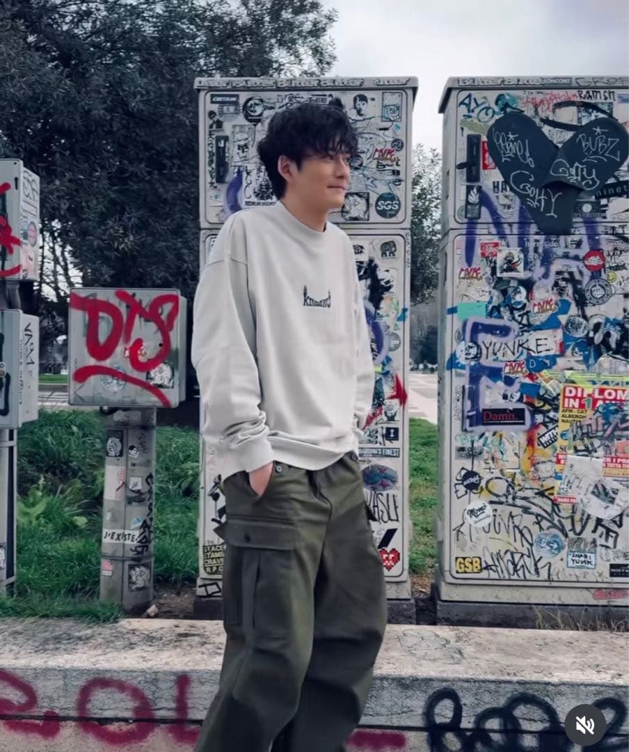 King Gnu ライブツアー FLYING GNU スウェット - メルカリ